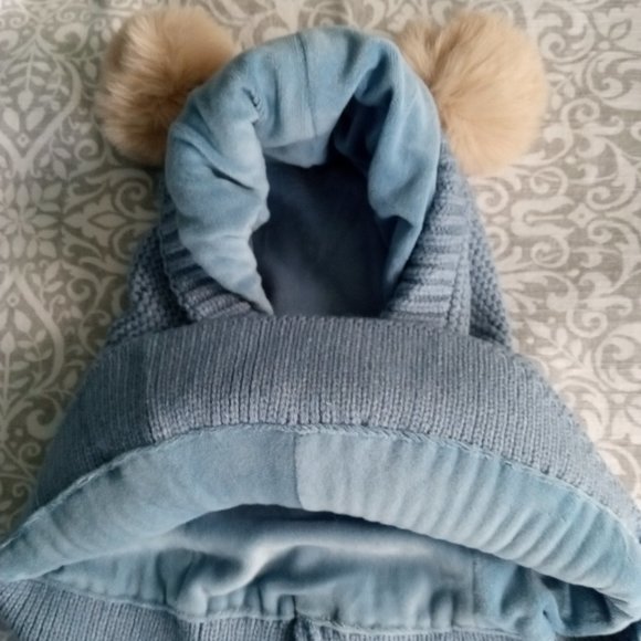 NWOT - Kids Knit Pom Pom Hat  attached Scarf/Collar - Picture 4 of 6